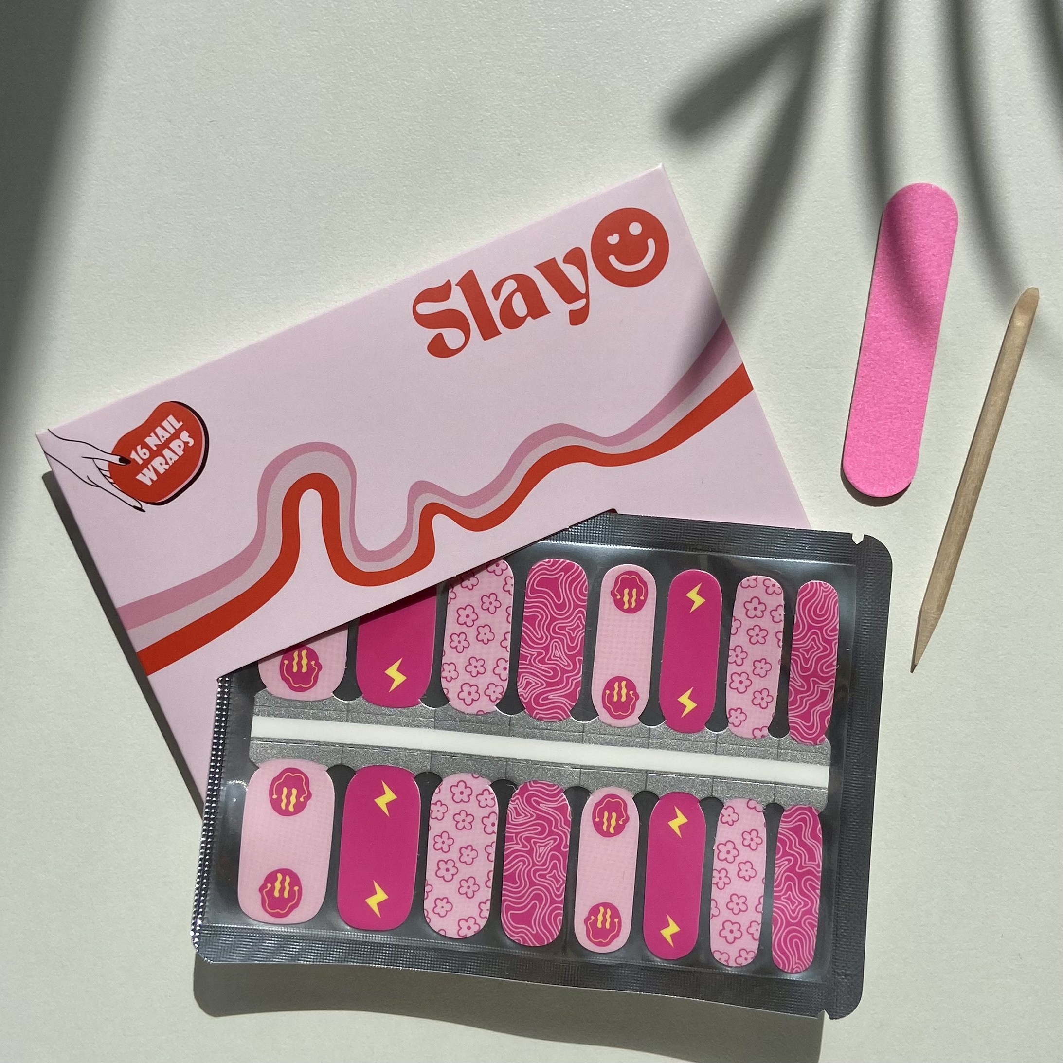 Electric Echoes Nail Wraps, hippe festival nagels, vakantie nagels en leuk voor een feestje