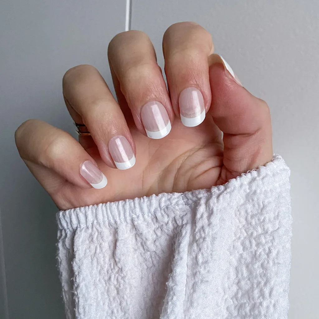 French manicure - gel manicure stickers met een wit randje