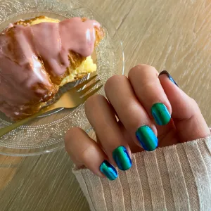 beetle babe - chrome nagels do it yourself