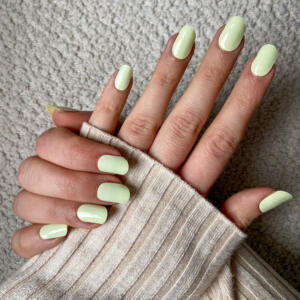 prachtige pastel gel nagelstickers met een mintgroene, pistache kleur.