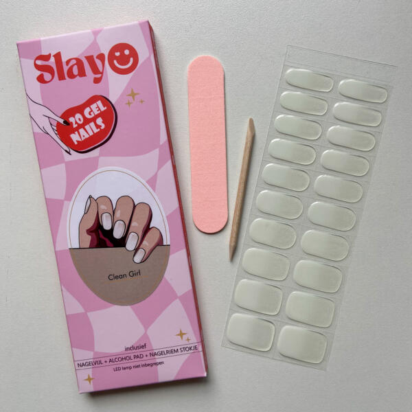 Clean Girl Gellak Stickers Clean Girl gel nagelstickers dat weg heeft van een french manicure