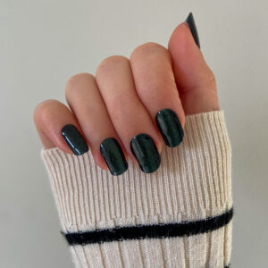 Gel Nail Wraps Envy Emerald cat eye effect donkergroene gel nail wraps. met een subtiel glittertje erin.
