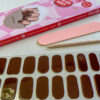 Gellak Stickers Dark Roast donkerbruine gellak nagelstickers Hailey Bieber
