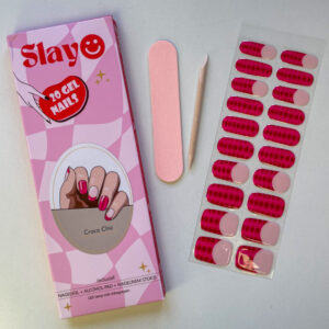 roze gel nagelstickers met een krokodil design nail art